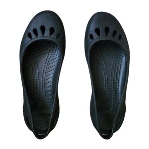 Crocs women's Kadee slip on flats size 7